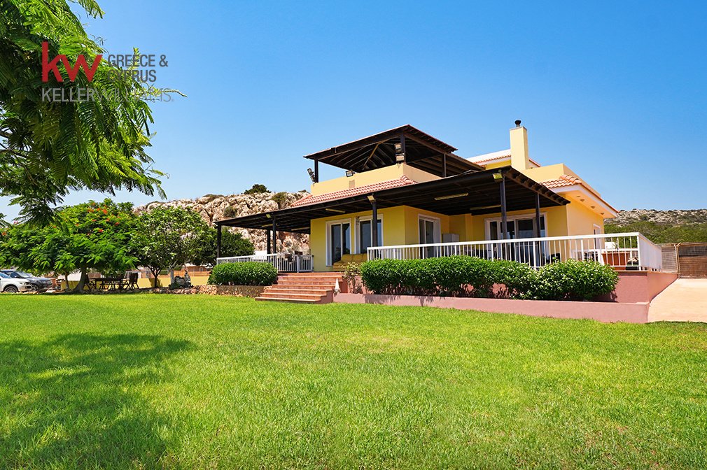 3 bedrooms Villa in Ayia Napa, Ammochostos, Cyprus No. 50929