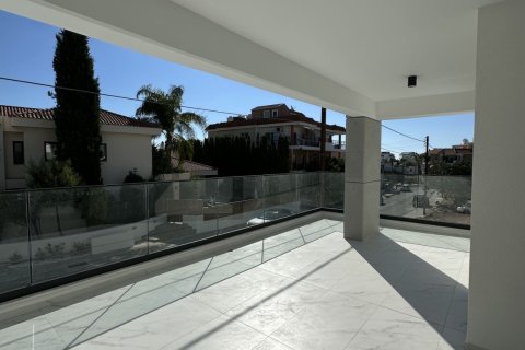 2 bedrooms Apartment in Limassol,  No. 43803 5