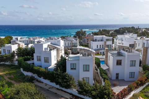 5 bedrooms Villa in Protaras, Ammochostos,  No. 36142