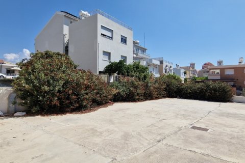 1550m2 Edificio en Agios Athanasios, Limassol, No. 33716 5