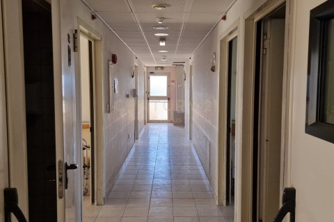 1550m2 Edificio en Agios Athanasios, Limassol, No. 33716 9