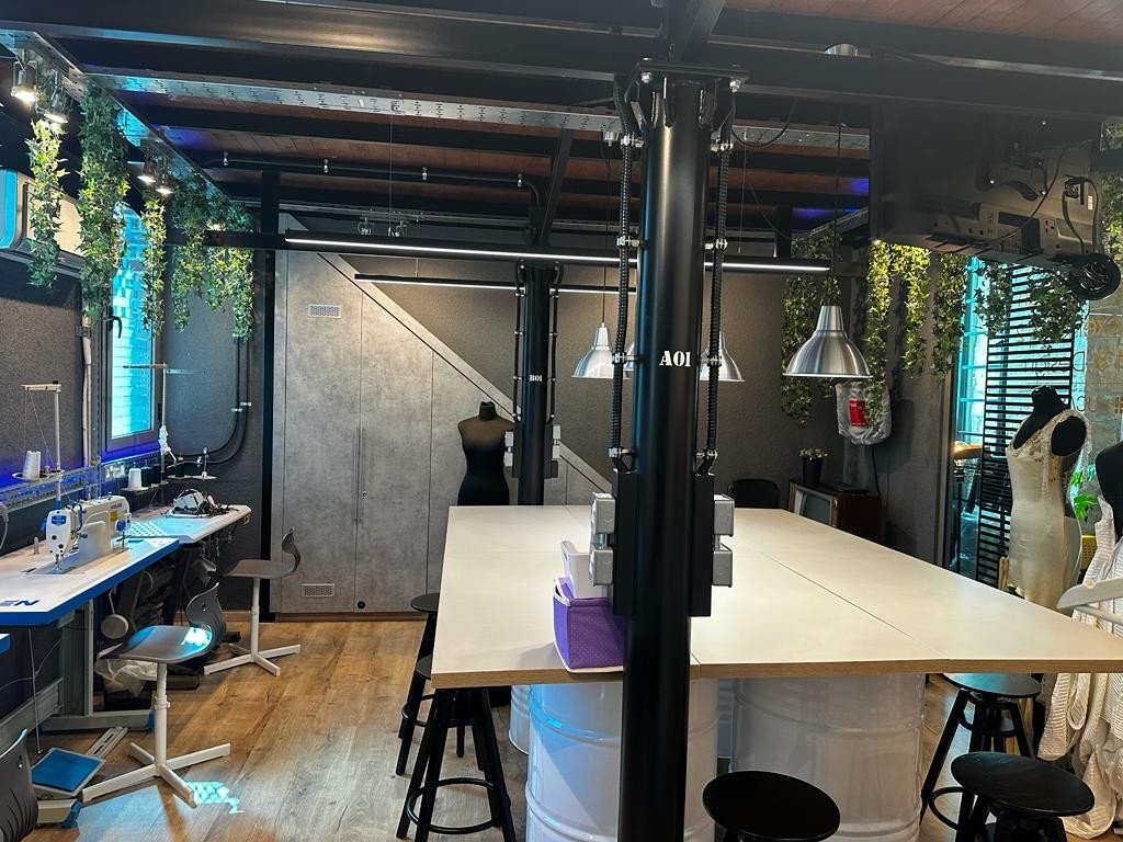 352m2 Bureau à Limassol, Chypre No. 53905