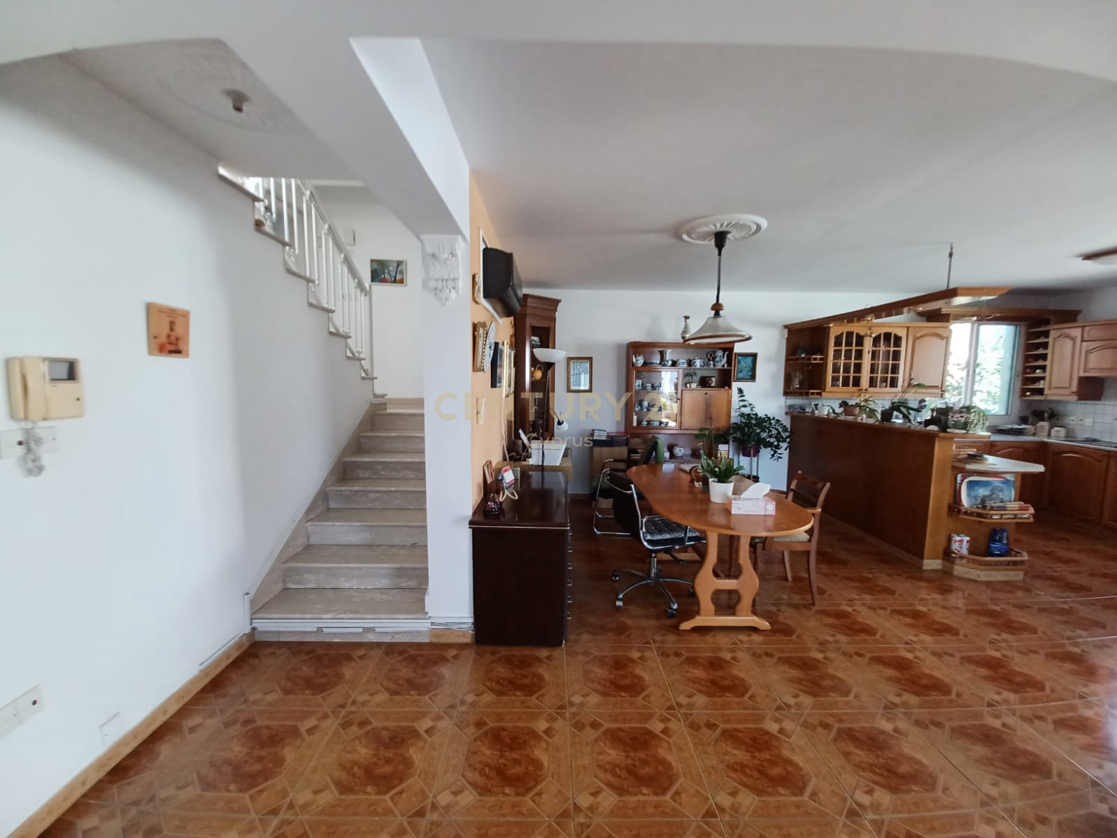 6 bedrooms Villa in Germasogeia, Limassol, Cyprus No. 53901