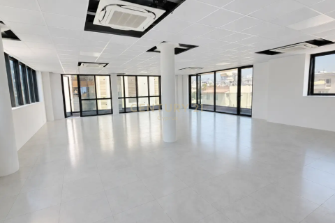 480m2 Propriété commerciale à Limassol, Chypre No. 53902