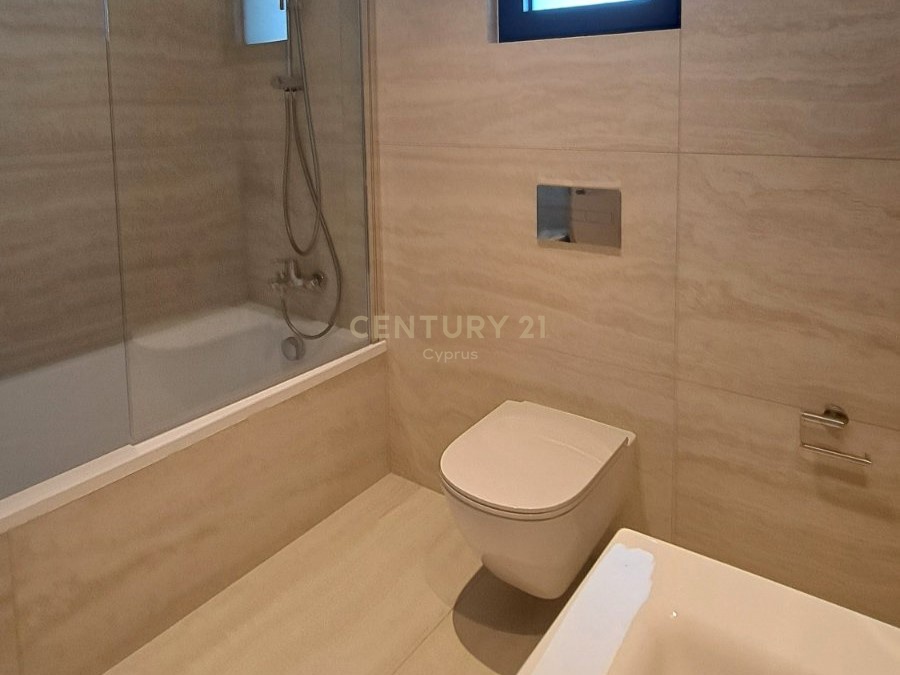 2 bedrooms Apartment in Germasogeia, Limassol, Cyprus No. 53527