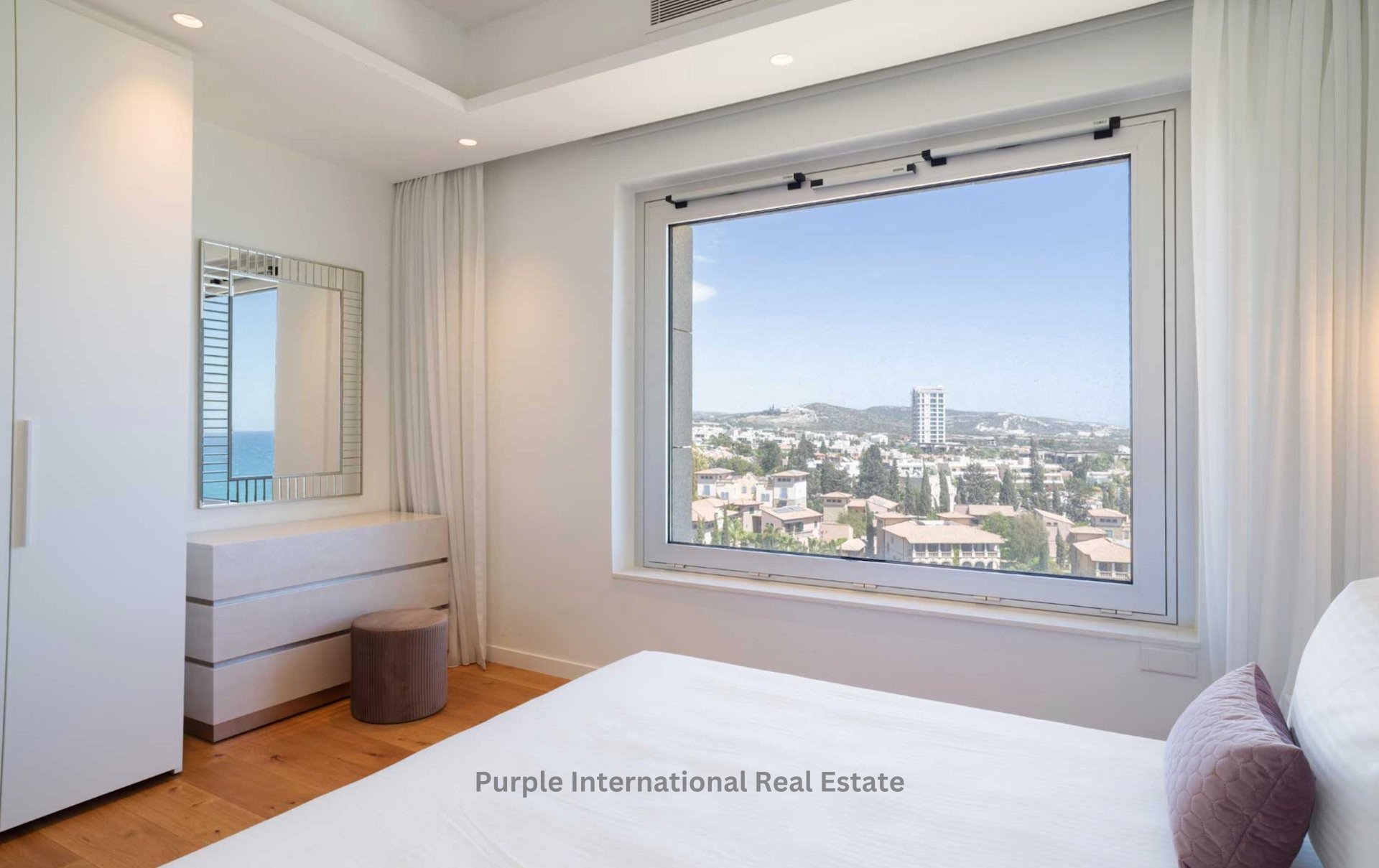 4 bedrooms Apartment in Pyrgos, Limassol, Cyprus No. 36617