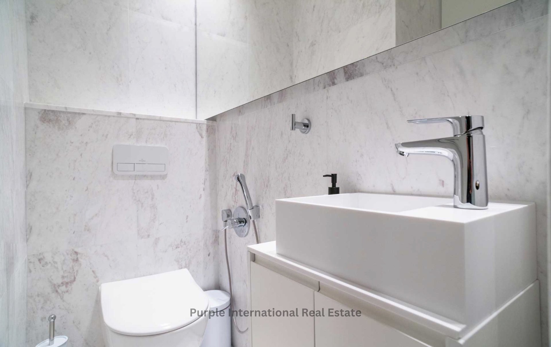 4 bedrooms Apartment in Pyrgos, Limassol, Cyprus No. 36617