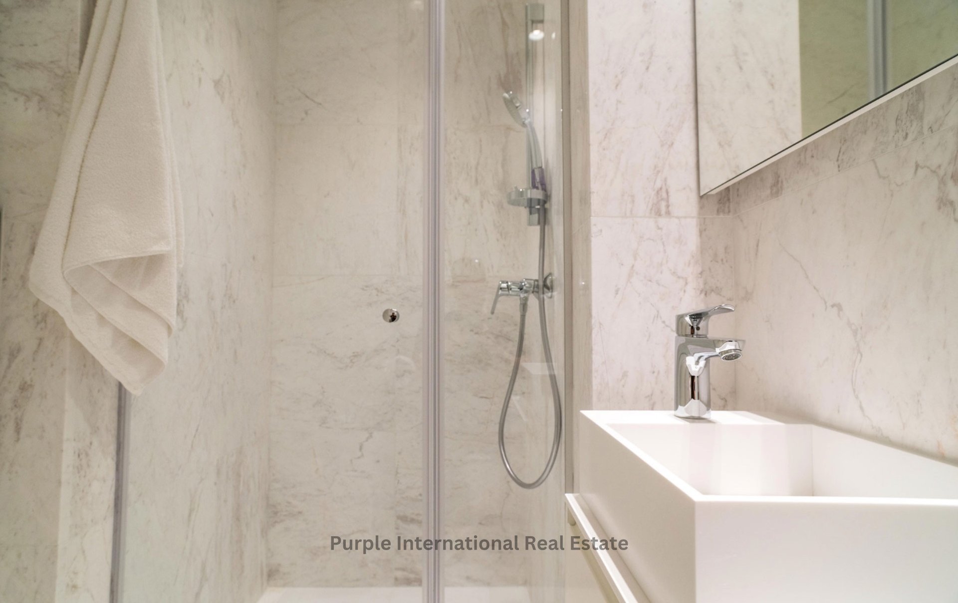 4 bedrooms Apartment in Pyrgos, Limassol, Cyprus No. 36617