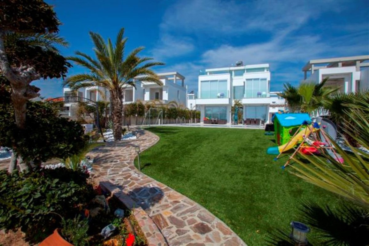 Studio Villa à Larnaca, Larnaka, Chypre No. 38206