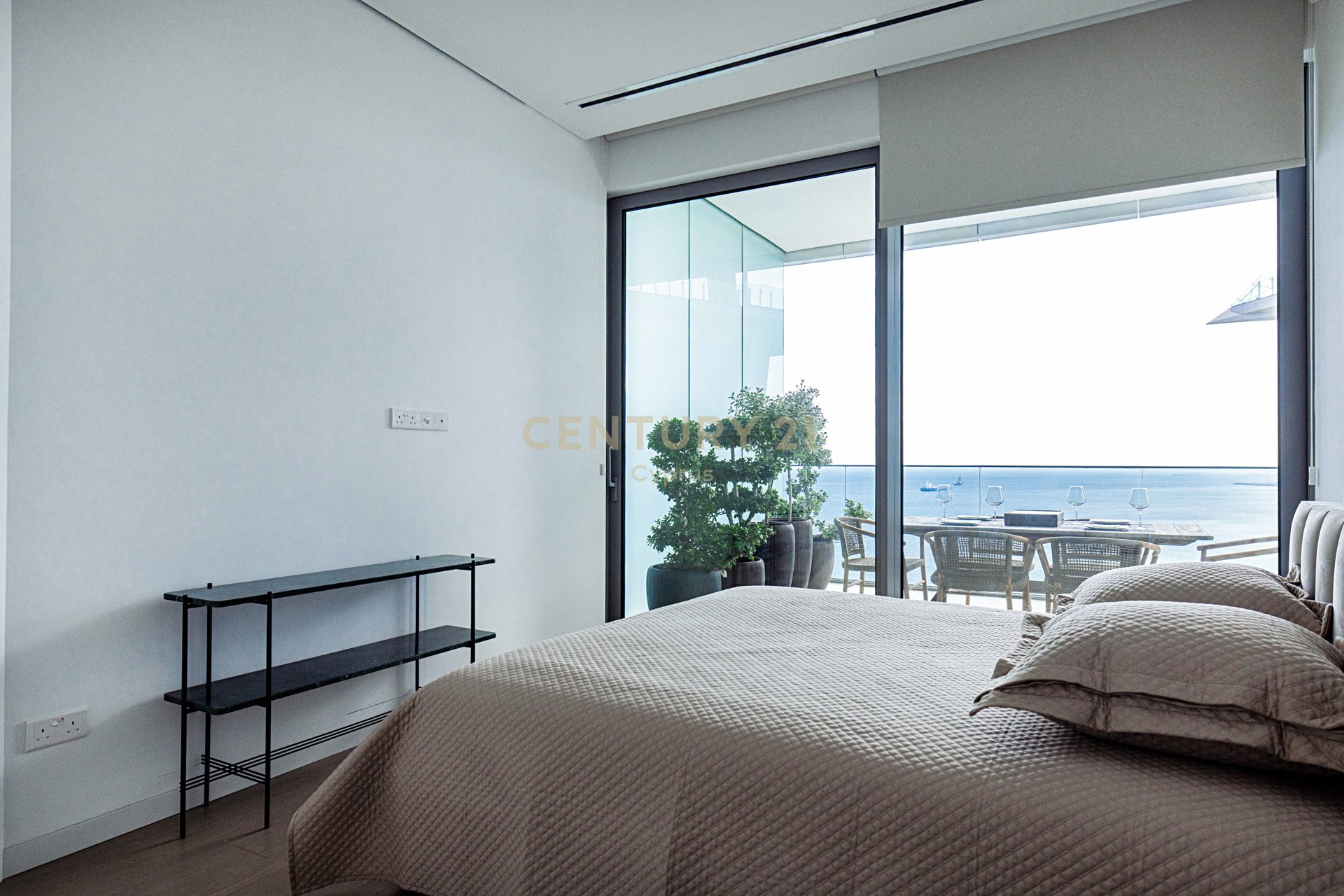2 bedrooms Apartment in Limassol, Cyprus No. 53794