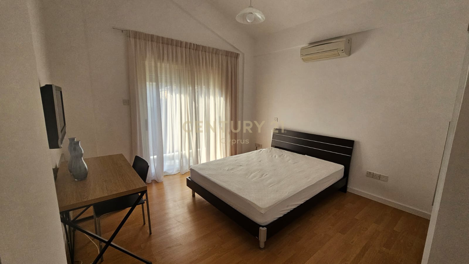 4 bedrooms Villa in Germasogeia, Limassol, Cyprus No. 53788