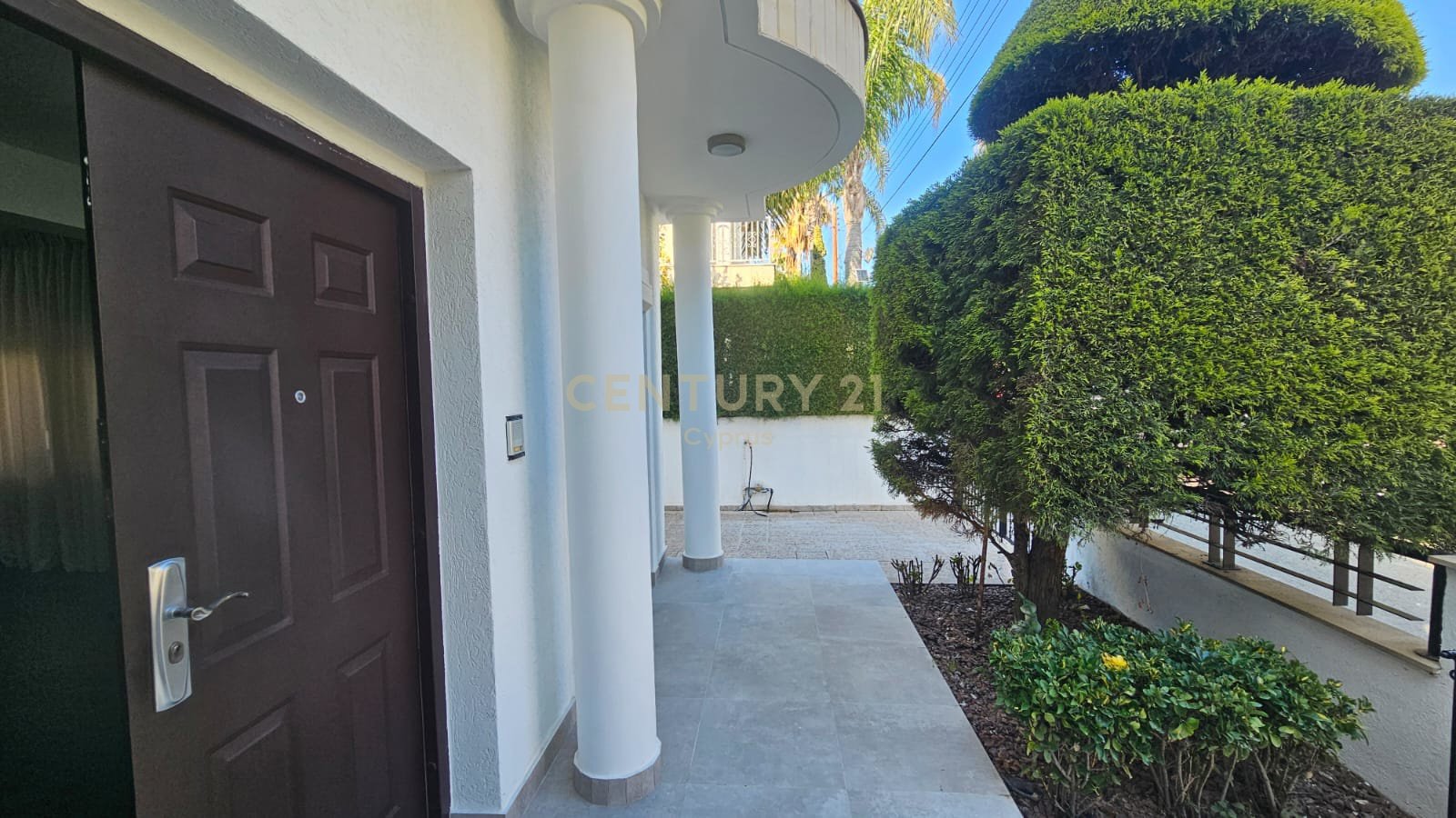 4 bedrooms Villa in Germasogeia, Limassol, Cyprus No. 53788