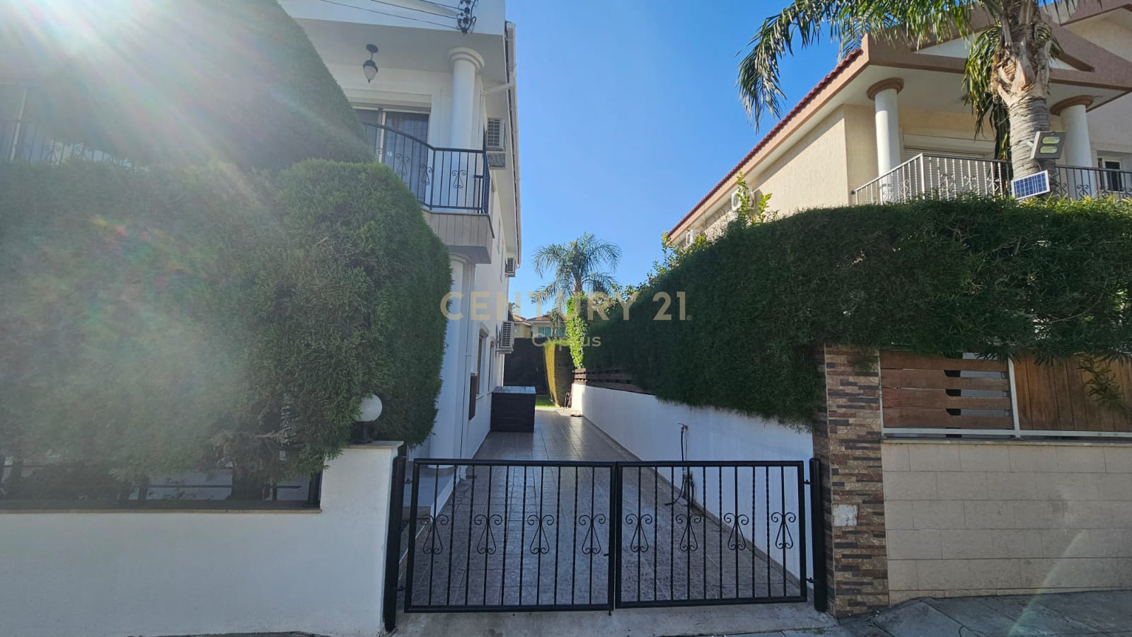 4 bedrooms Villa in Germasogeia, Limassol, Cyprus No. 53788