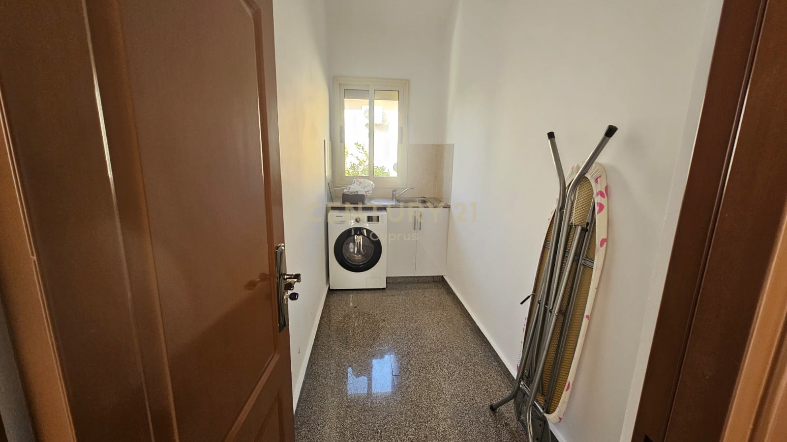 4 bedrooms Villa in Germasogeia, Limassol, Cyprus No. 53788