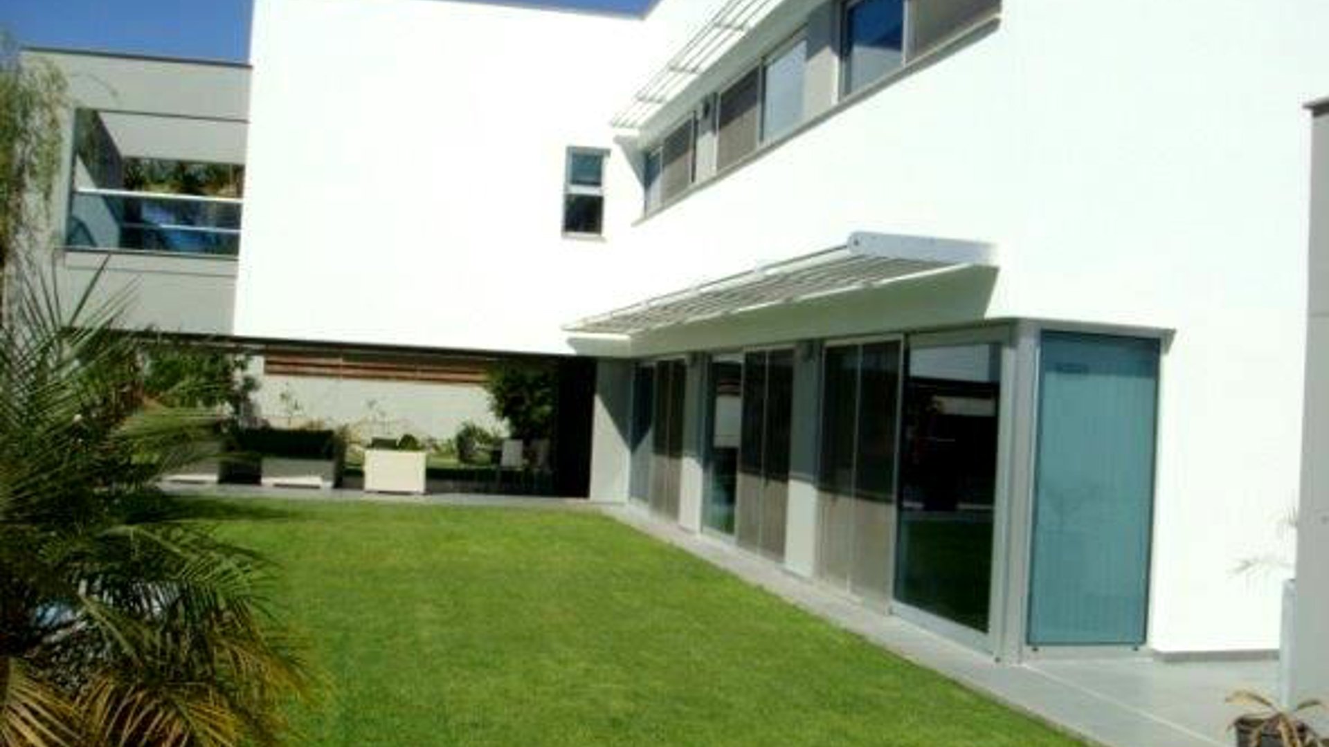 4 bedrooms Villa in Limassol, Cyprus No. 25586