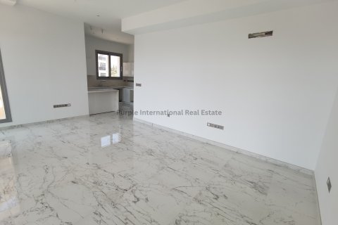 2 dormitorios Apartamento en Agios Tychonas, Limassol,  No. 51546 3