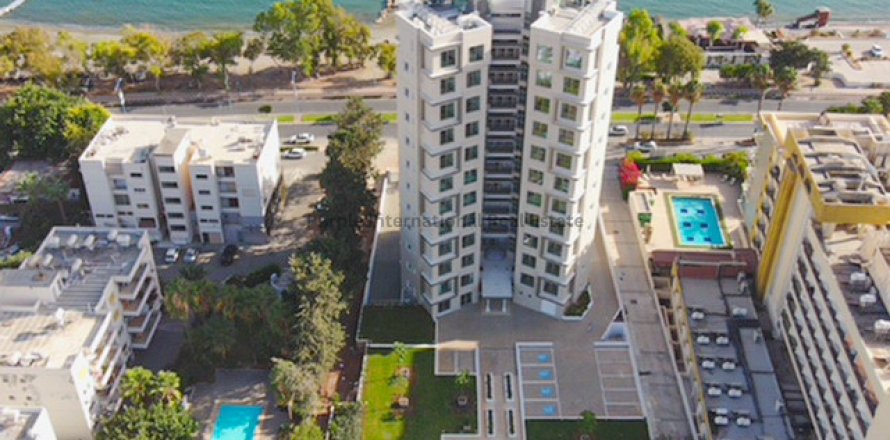 2 dormitorios Apartamento en Agios Tychonas, Limassol,  No. 51542
