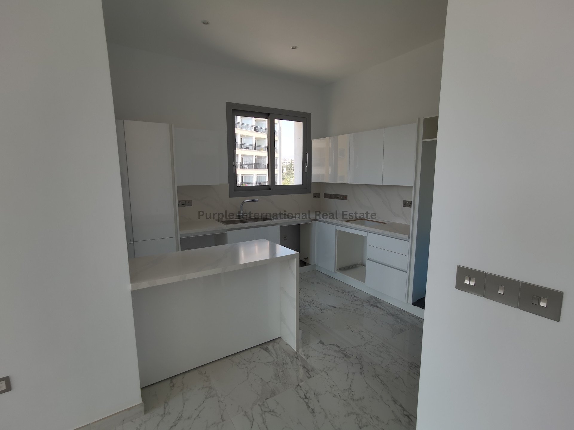 2 bedrooms Apartment in Agios Tychonas, Limassol, Cyprus No. 51542