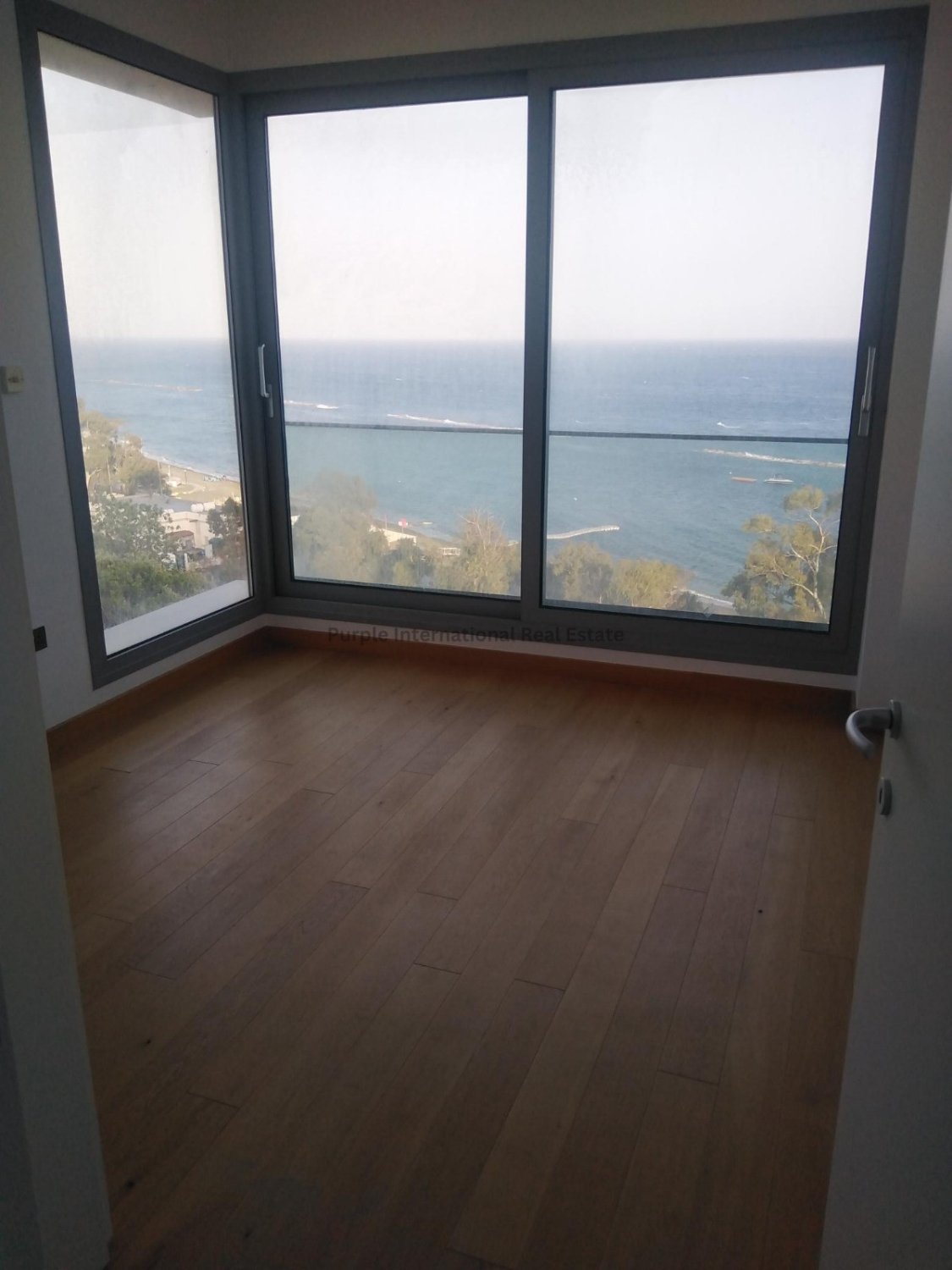 3 bedrooms Apartment in Agios Tychonas, Limassol, Cyprus No. 51545