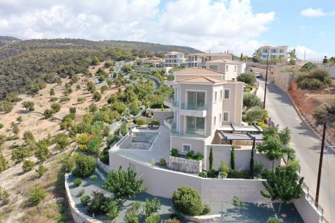 5 bedrooms Villa in Pegeia, Paphos,  No. 50273 3