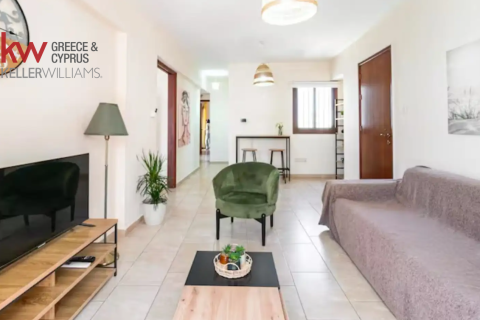 3 bedrooms Apartment in Larnaca, Larnaka,  No. 39693 4