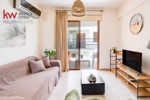 3 bedrooms Apartment in Larnaca, Larnaka,  No. 39693 2