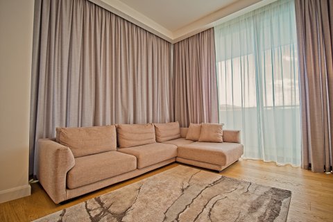 3 bedrooms Penthouse in Limassol,  No. 44307 4