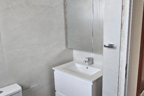 Квартира с 2 спальнями в Агландзия, Никосия,  № 51823 5