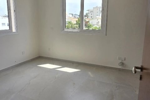 Квартира с 2 спальнями в Агландзия, Никосия,  № 51823 4