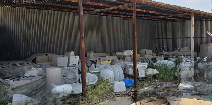 60m2 Warehouse in Larnaka,  No. 51829