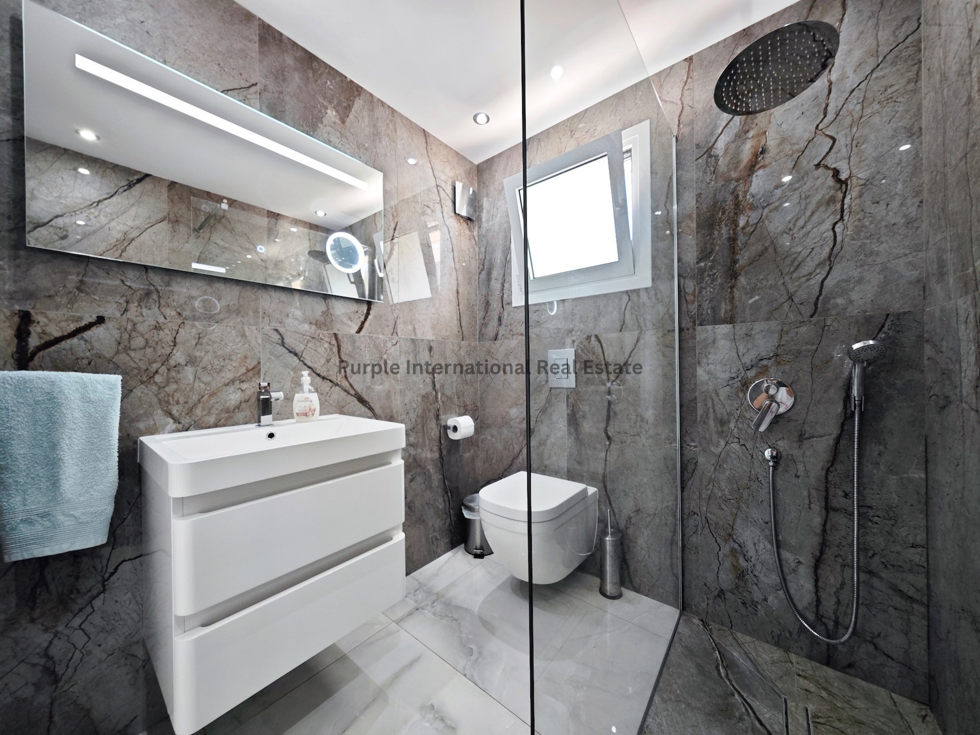 5 dormitorios Villa en Coral Bay, Pegeia, Paphos, Chipre No. 7891