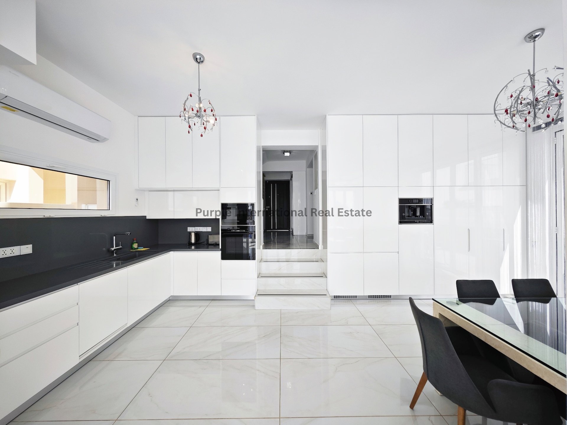 5 dormitorios Villa en Coral Bay, Pegeia, Paphos, Chipre No. 7891