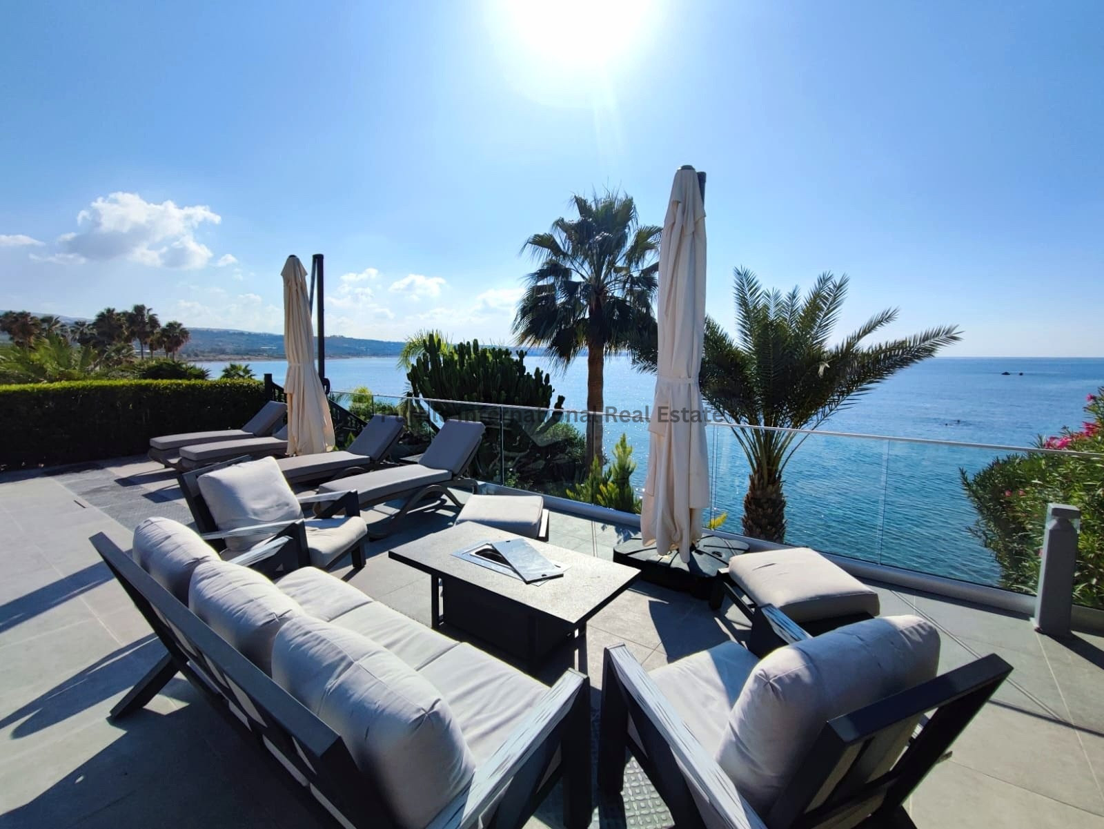 5 dormitorios Villa en Coral Bay, Pegeia, Paphos, Chipre No. 7891