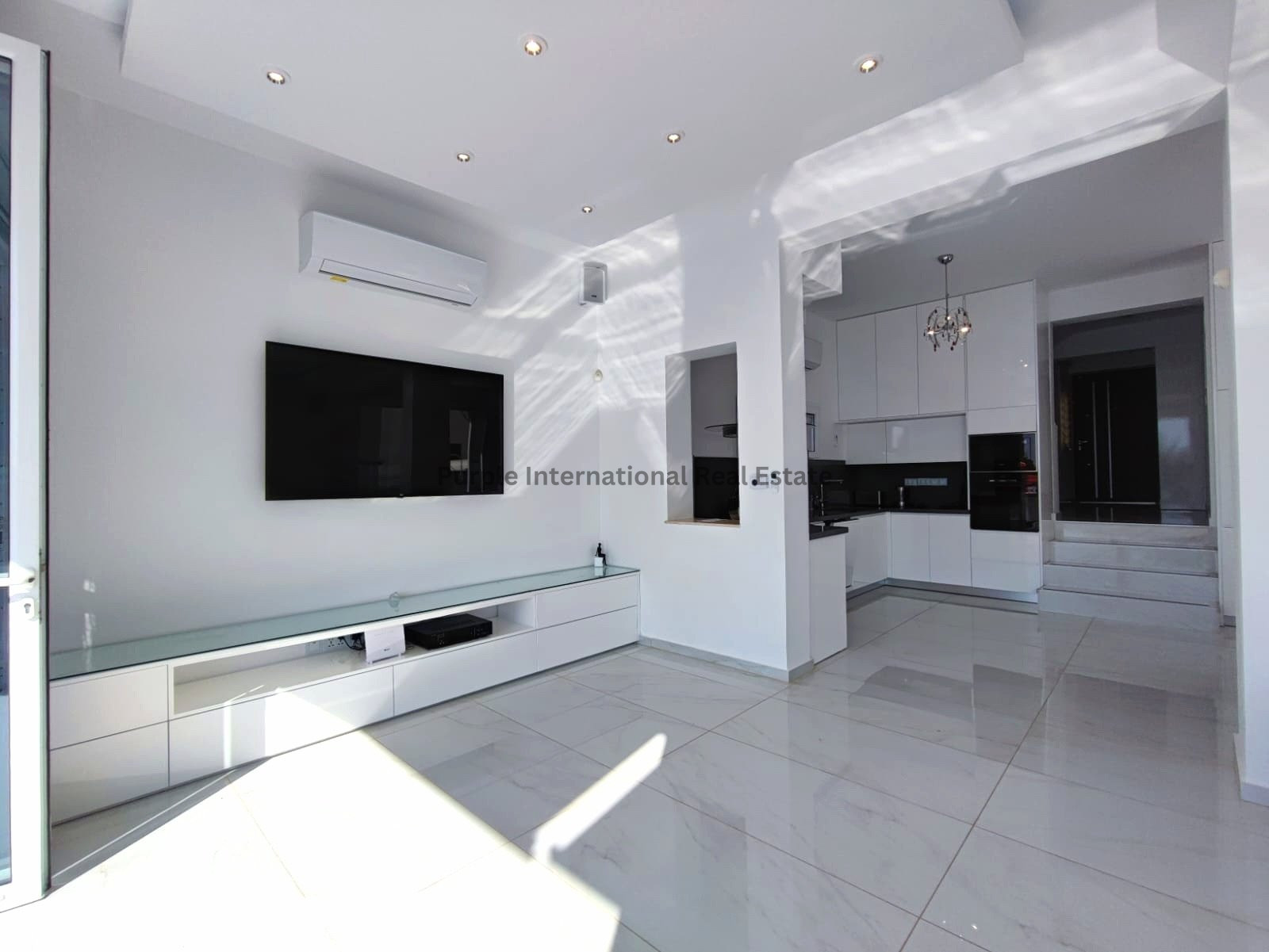 5 dormitorios Villa en Coral Bay, Pegeia, Paphos, Chipre No. 7891