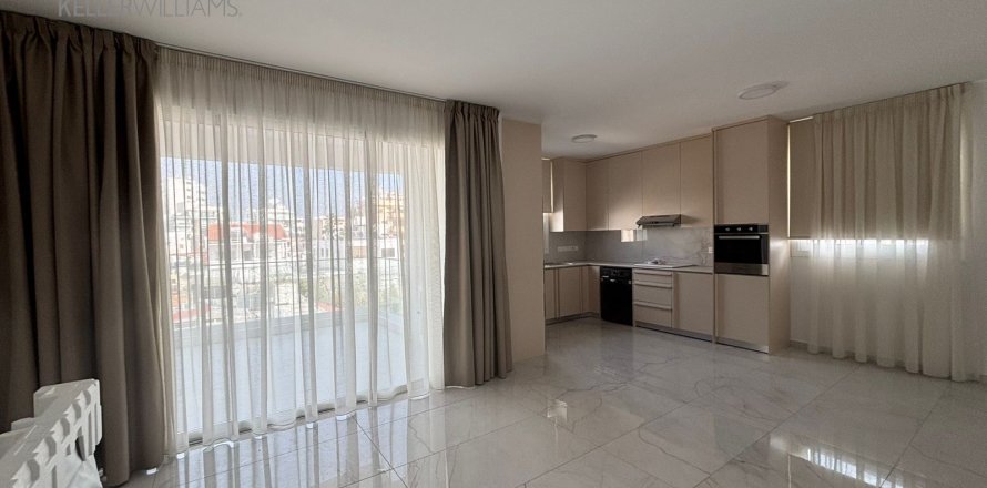 2 bedrooms Apartment in Larnaca, Larnaka,  No. 39805