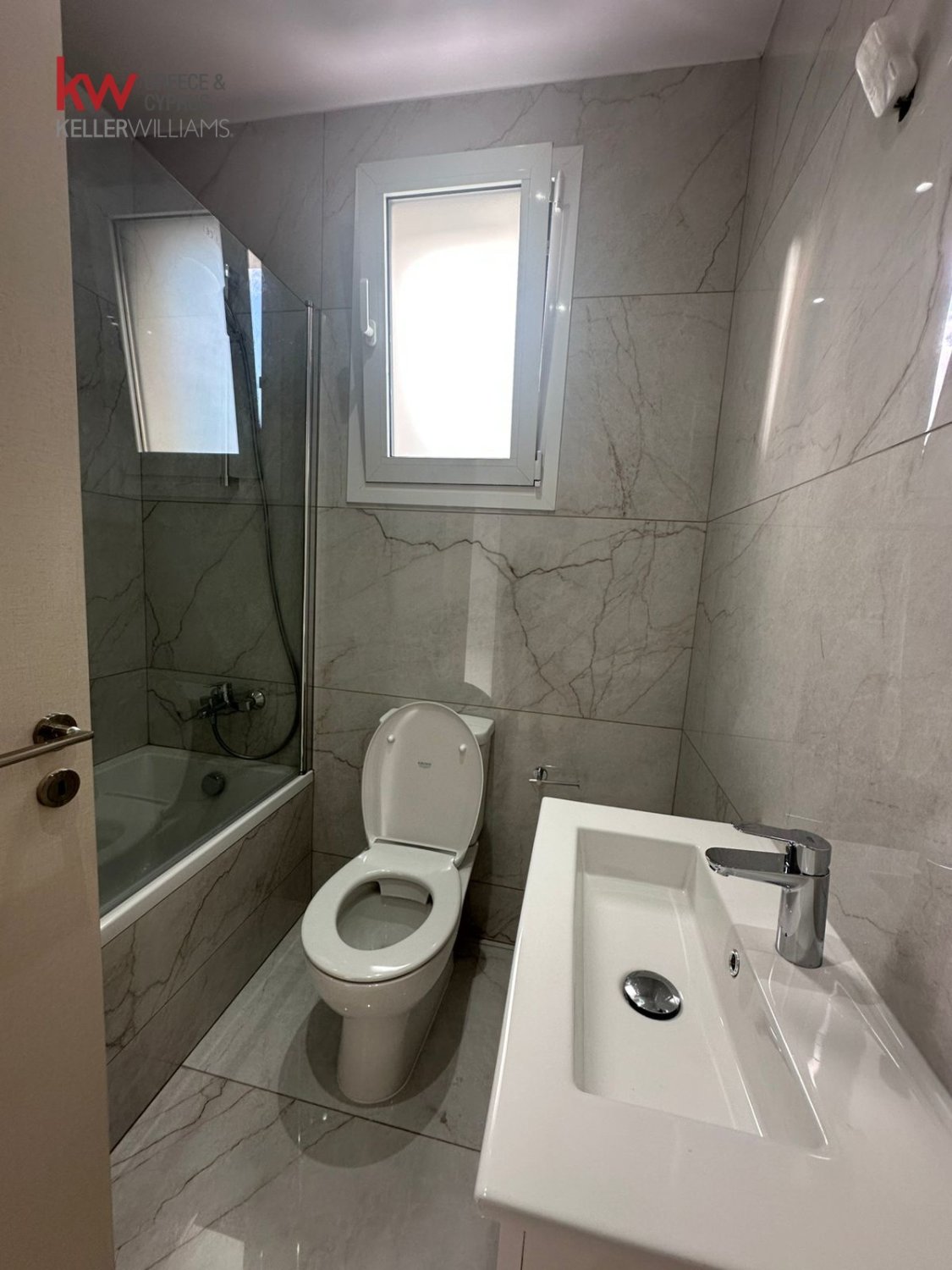 2 dormitorios Apartamento en Larnaca, Larnaka, Chipre No. 39807