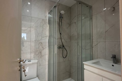 2 bedrooms Apartment in Larnaca, Larnaka,  No. 39807 6