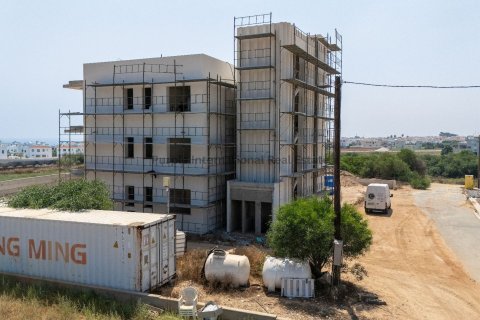 Квартира с 2 спальнями в Паралимни, Аммохостос, Кипр № 37315 26