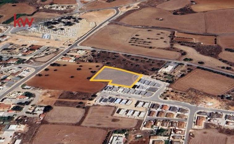 3346m2 Land in Avgorou, Ammochostos, Cyprus No. 40421