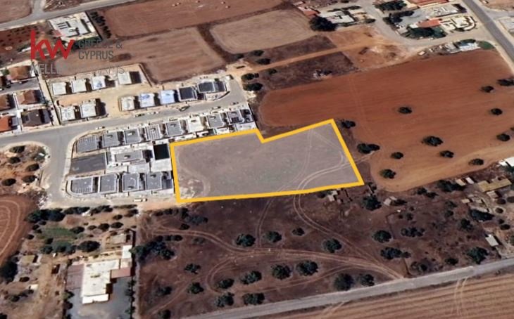 3346m2 Land in Avgorou, Ammochostos, Cyprus No. 40421