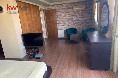 2 bedrooms Apartment in Larnaca, Larnaka,  No. 40418 10