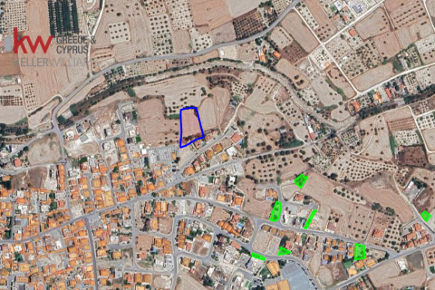 3133m2 Land in Larnaka, No. 40423