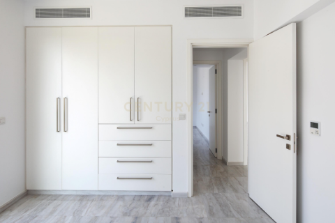 3 dormitorios Apartamento en Germasogeia, Limassol,  No. 25393 6