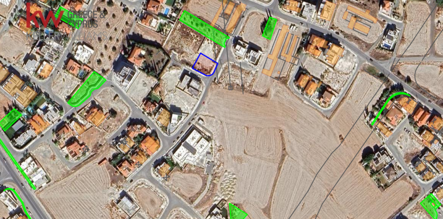 550m2 Terreno en Larnaka,  No. 50305