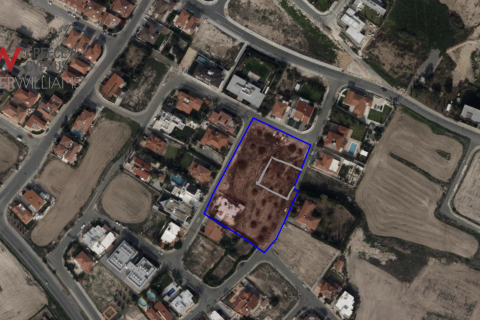 530m2 Terreno en Larnaka,  No. 50308
