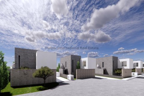 3 bedrooms Villa in Chloraka, Paphos,  No. 39381 2