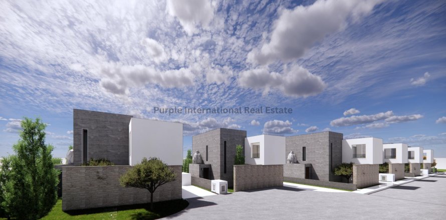 3 bedrooms Villa in Chloraka, Paphos,  No. 39382