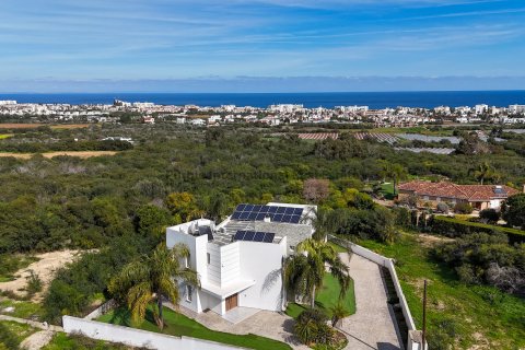 5 bedrooms Villa in Protaras, Ammochostos,  No. 7621