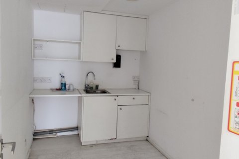 6 rooms Office in Strovolos, Nicosia,  No. 40138 15