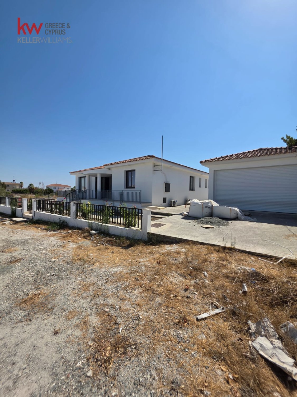 3 dormitorios Bungalow en Alampra, Nicosia, Chipre No. 40142